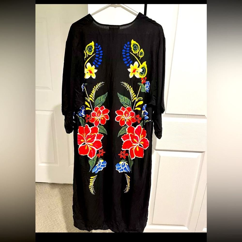 Flying Tomato Small/Medium  Duster Long Cardigan Casual-Gorgeous!